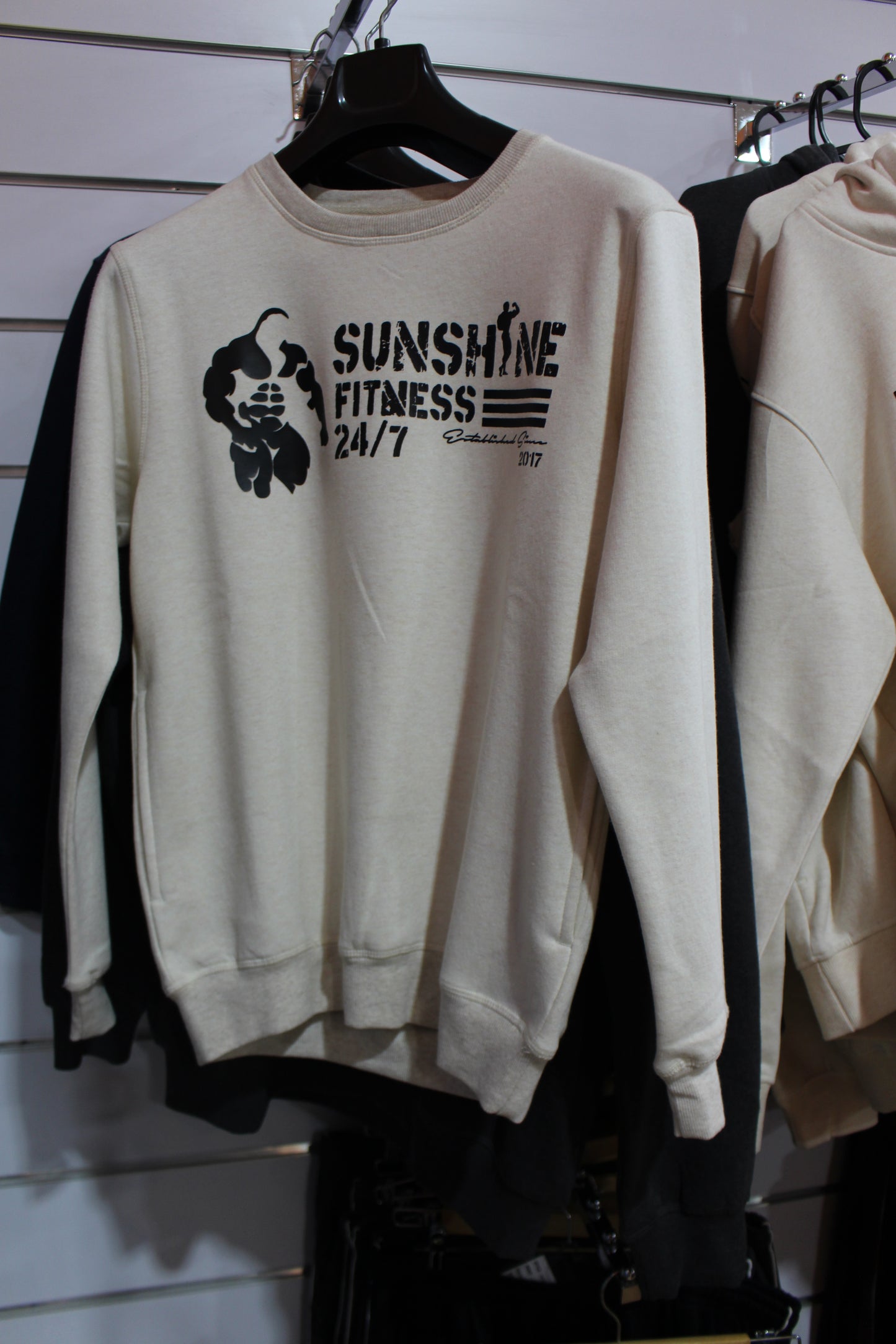 Round neck sweat shirt