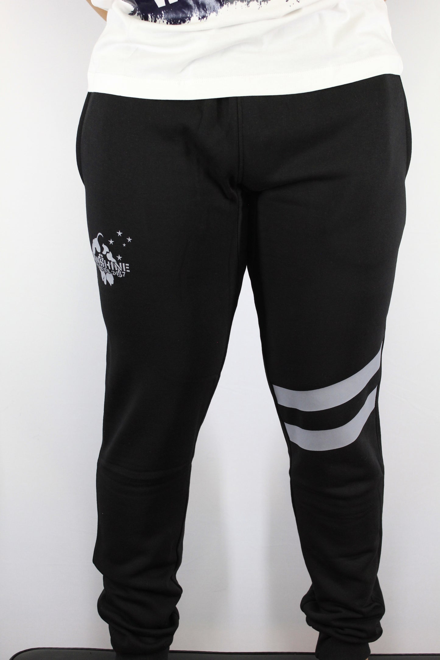 Slim track pant with line marks